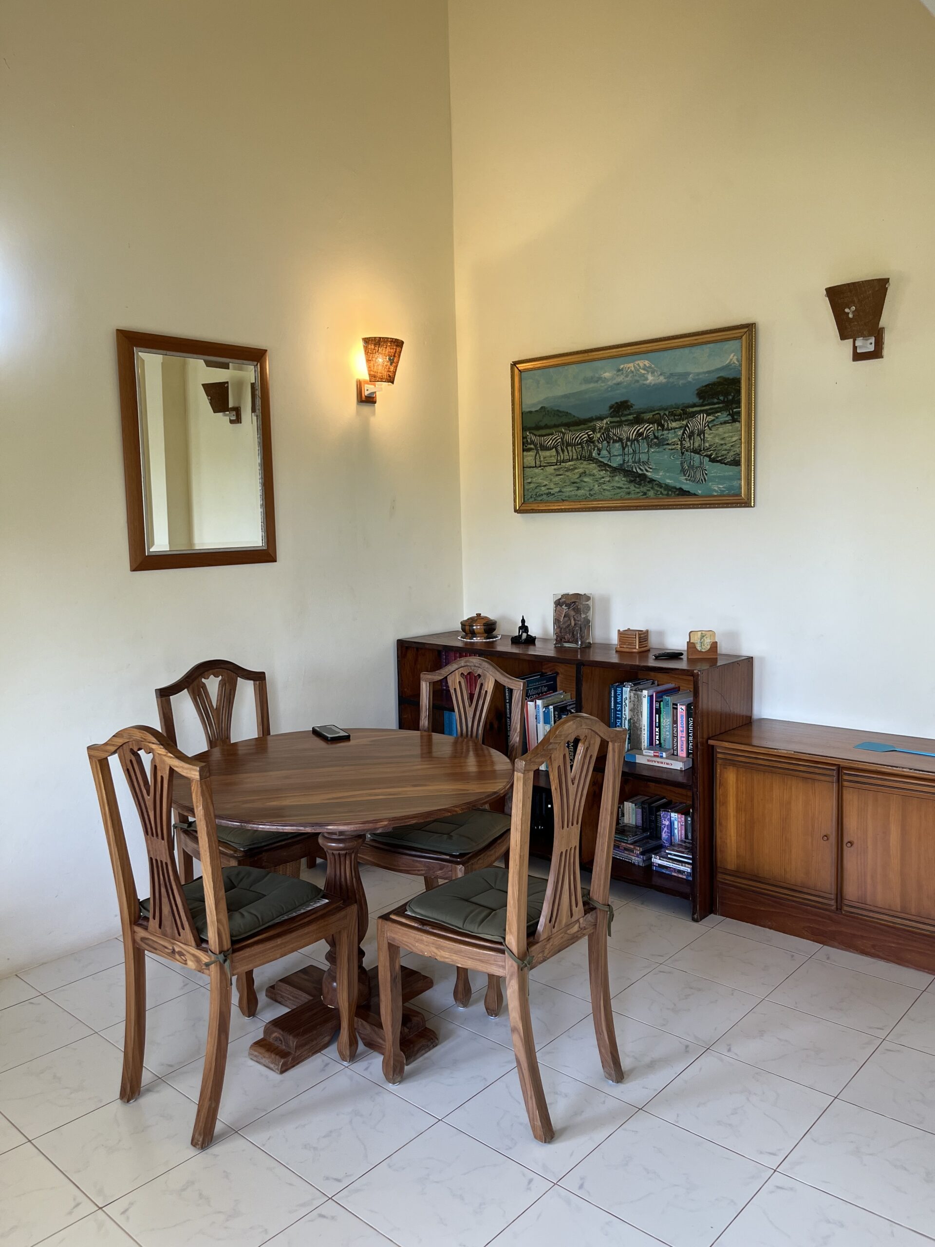 Utulivu Beach Cottage, Vipingo Beach