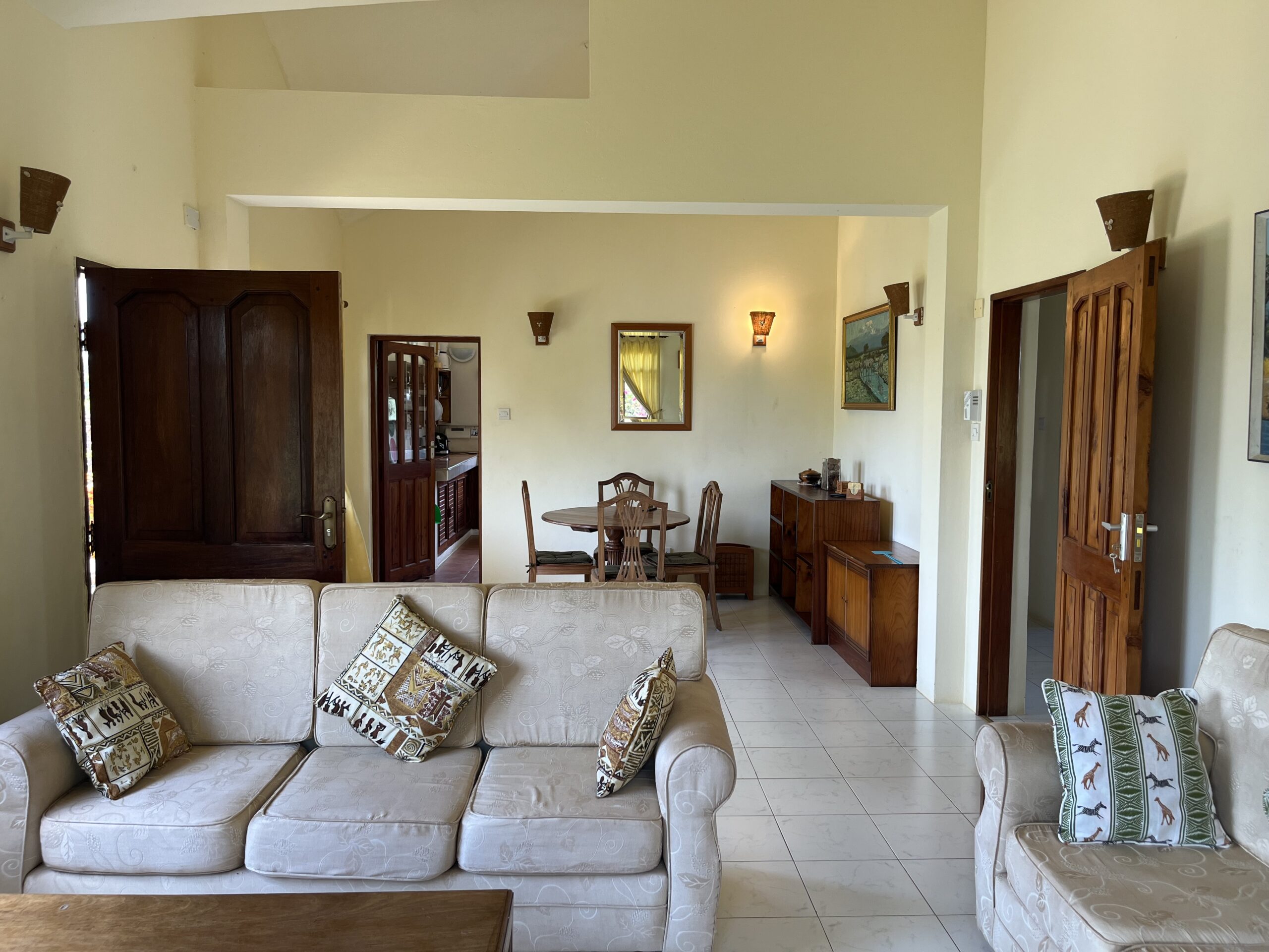 Utulivu Beach Cottage, Vipingo Beach